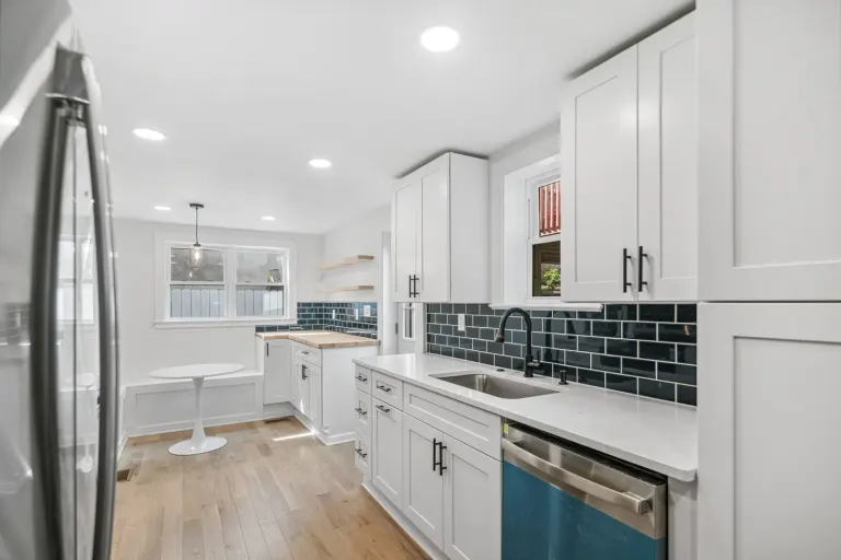 The completed kitchen and built-in breakfast nook